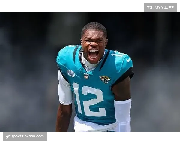 特拉维斯·亨特双向出战 美洲虎新秀攻防两端亮相